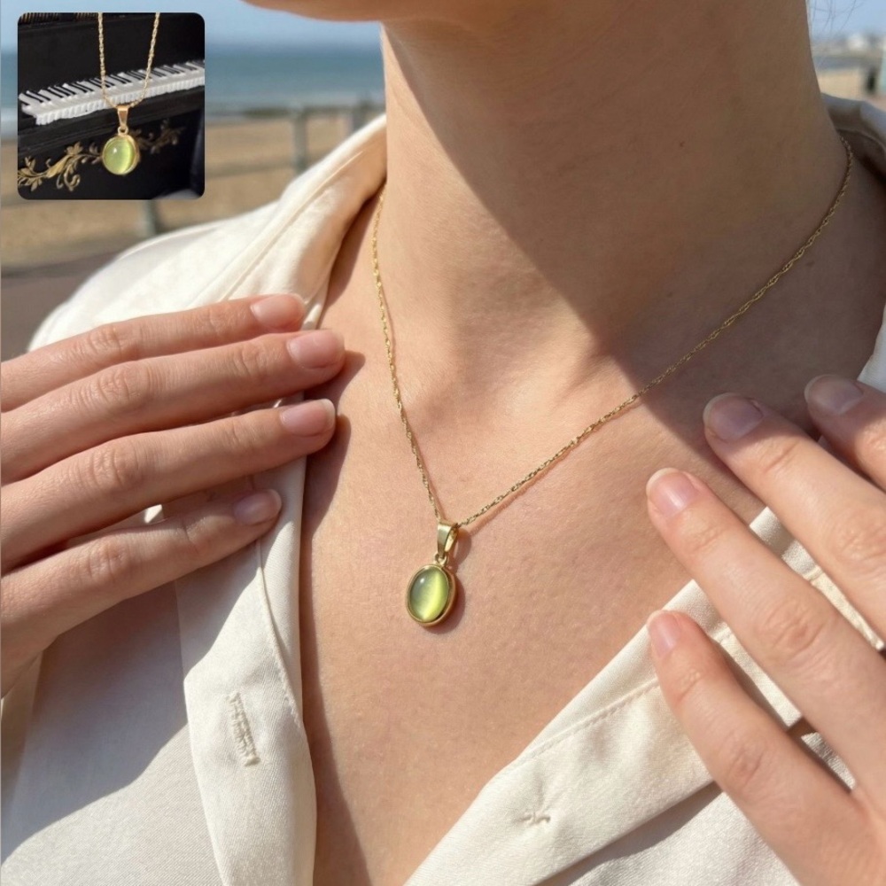 ❗️FIRM PRICE❗️ Gold Filled Opal Dainty Necklace